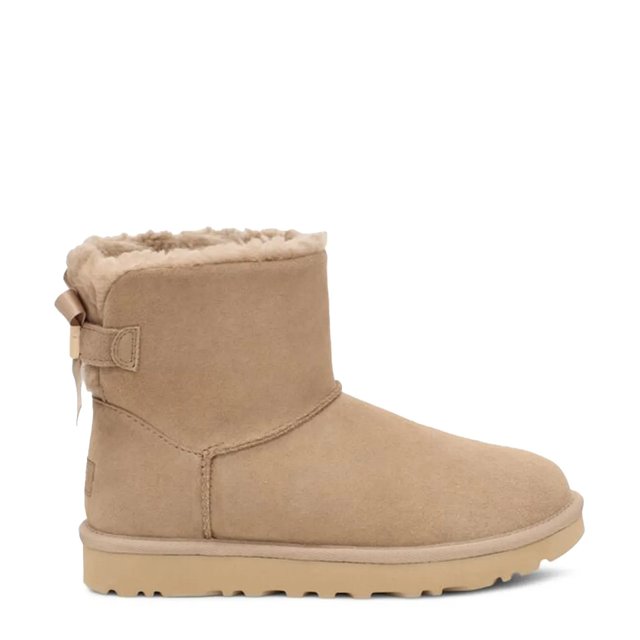 Ugg Women s Mini Bailey Winter Bootie in Dune Suede Size 8 Medium