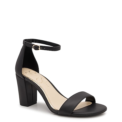 Naturalizer Becket Sandal | The Shoe Company