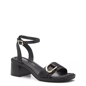 Dsw white dress on sale sandals