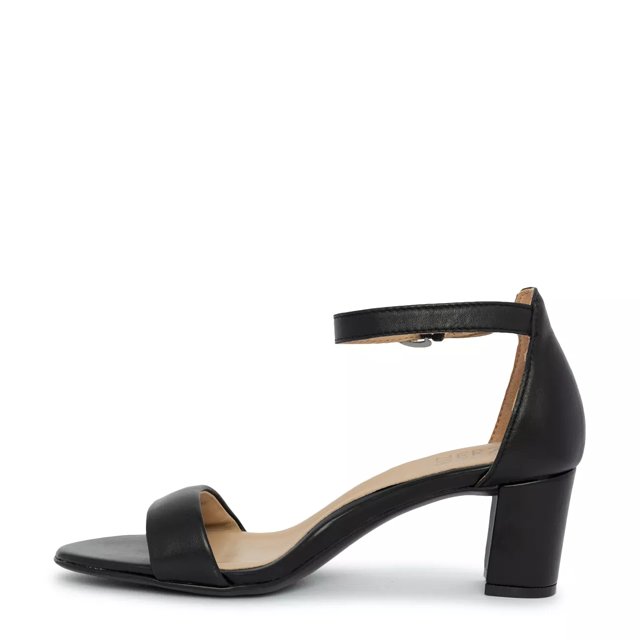 Naturalizer Vera Sandal-Wide Width | DSW Canada