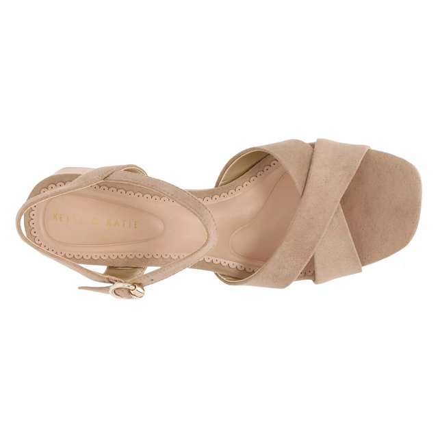 Dsw beige sandals deals