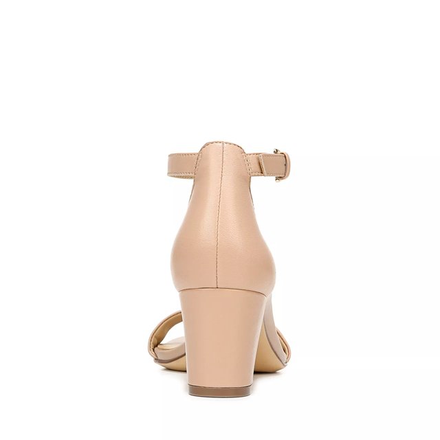 Naturalizer vera ankle strap hotsell sandal