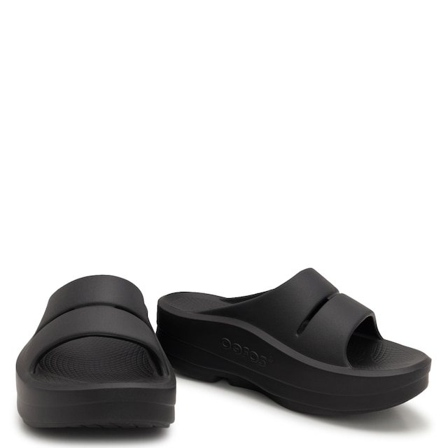 OOFOS Women's OOmega OOahh Platform Slide Sandal | The Shoe Company