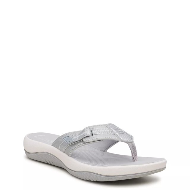 Clarks Women s Sunmaze Tide Flip Flop Sandal in Silver Size 10 Medium