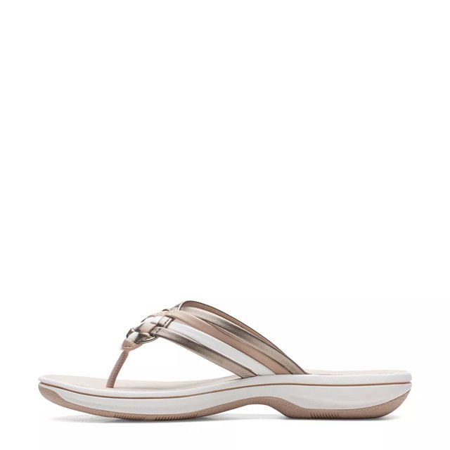 Clarks Women s Breeze Coral Sandal DSW Canada