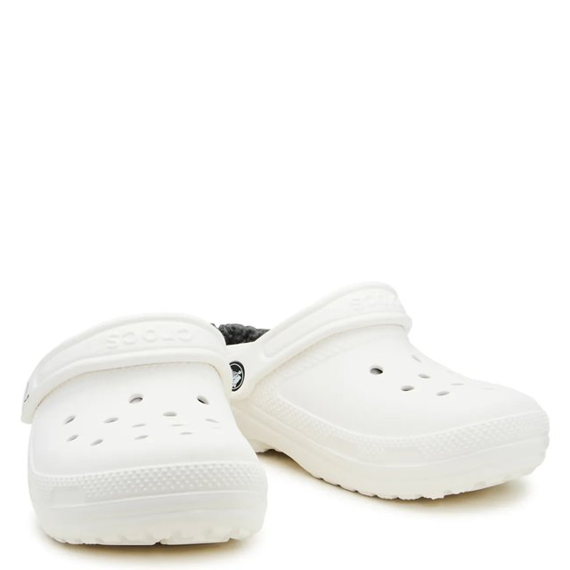 White crocs with fur size 8 2025