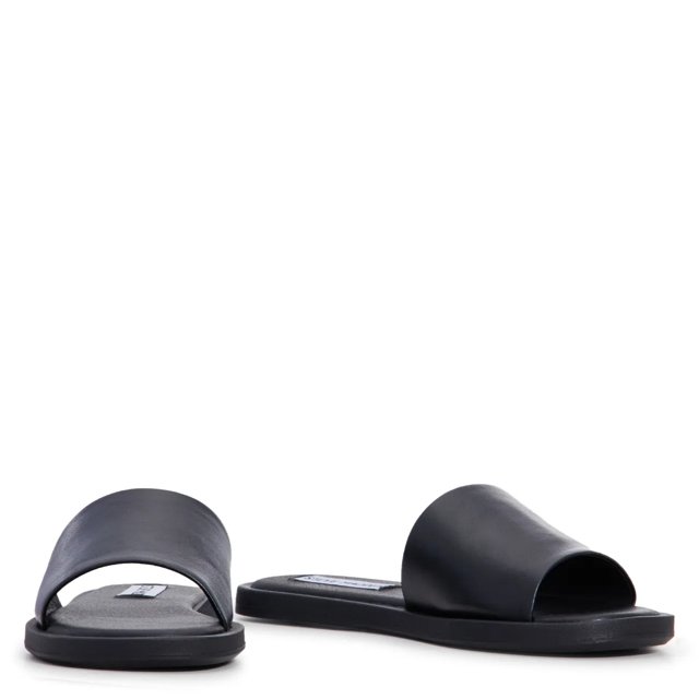 ★Steve Madden★ベスト商品★KAYA BLACK★サンダル KAYA Black Leather Women's Slide Sandals | Women's Designer