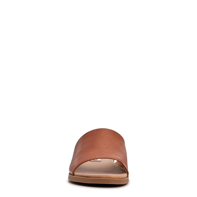 Karolyn flat sandal hot sale steve madden