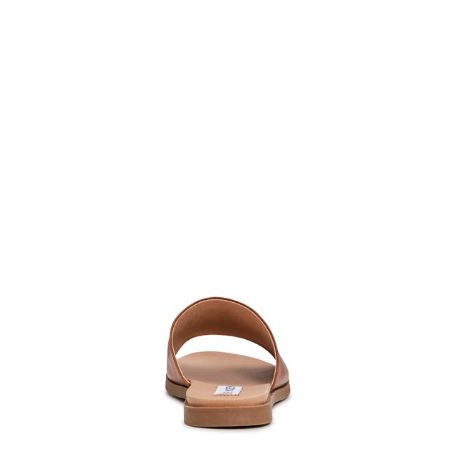 Karolyn store flat sandal