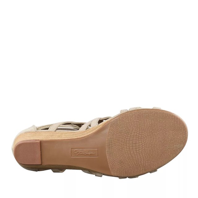crown vintage gladiator sandals