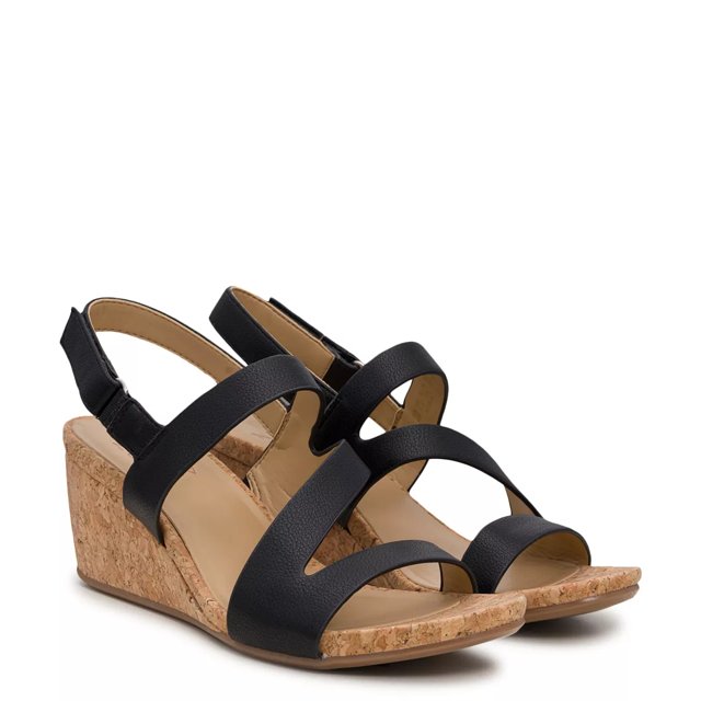 Naturalizer Adria Wedge Sandal Black 8.5