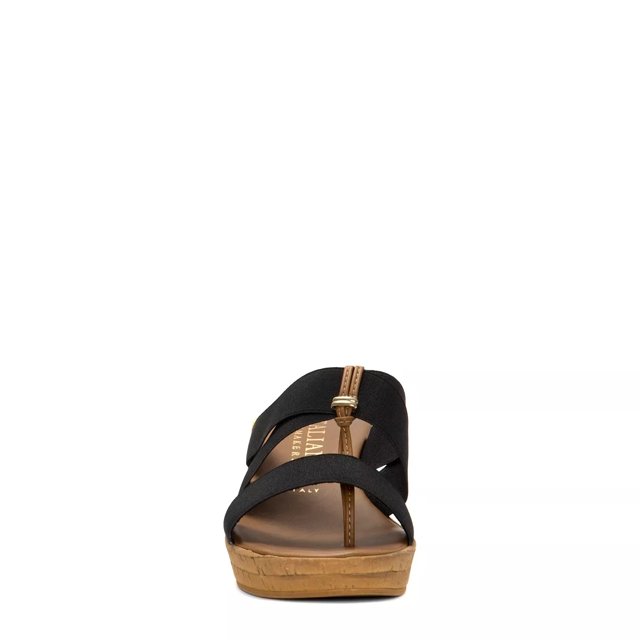 Italian shoemakers wedge new arrivals