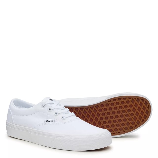 Vans Women s Doheny Sneaker