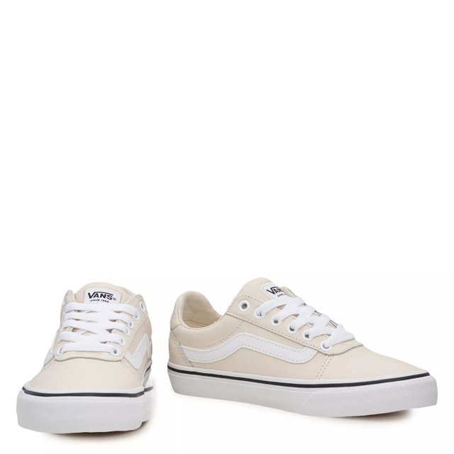 Vans Women s Ward Deluxe Sneaker The Shoe Company