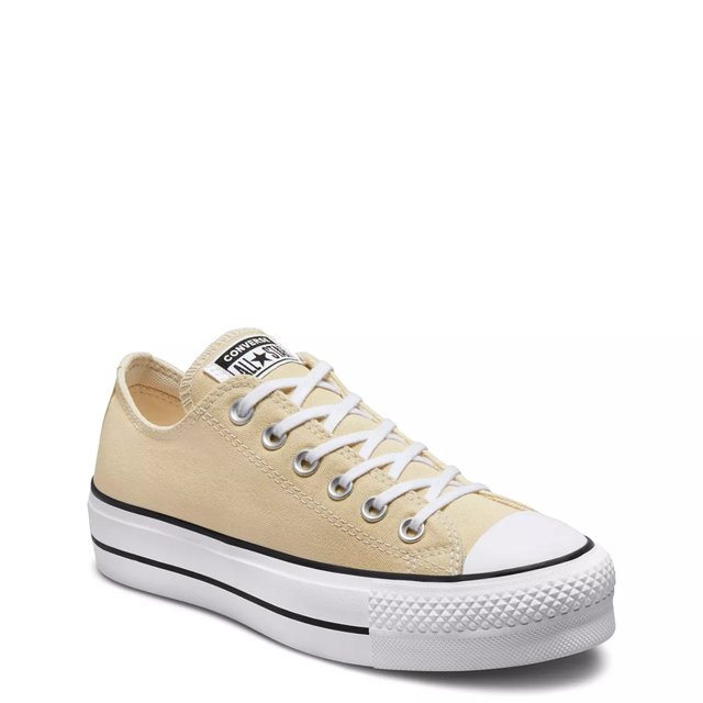Converse Women s Chuck Taylor All Star Lift Platform Sneaker The