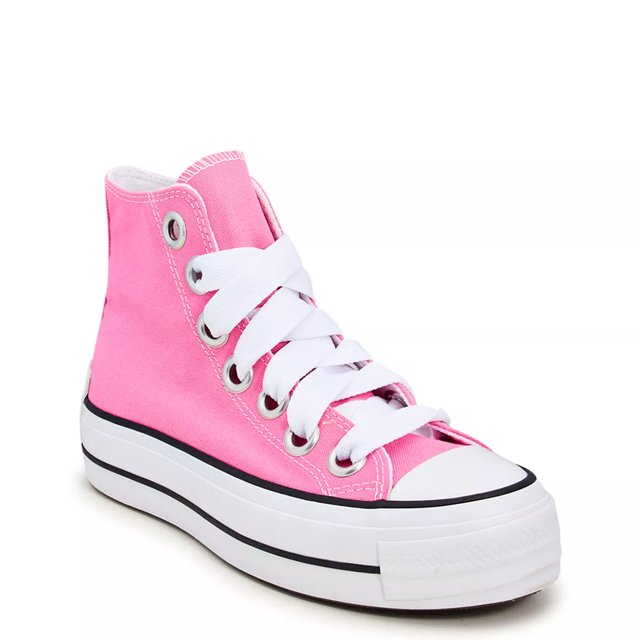 Converse Women s Chuck Taylor All Star Lift Platform Sneaker