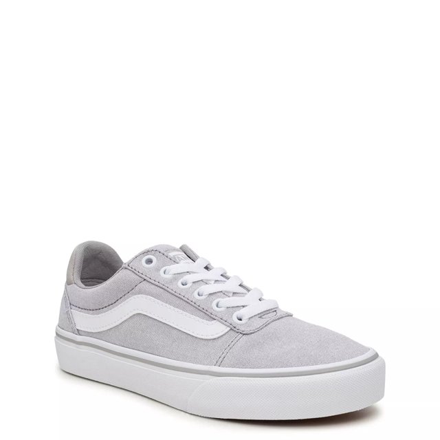 Vans Women s Ward Deluxe Sneaker