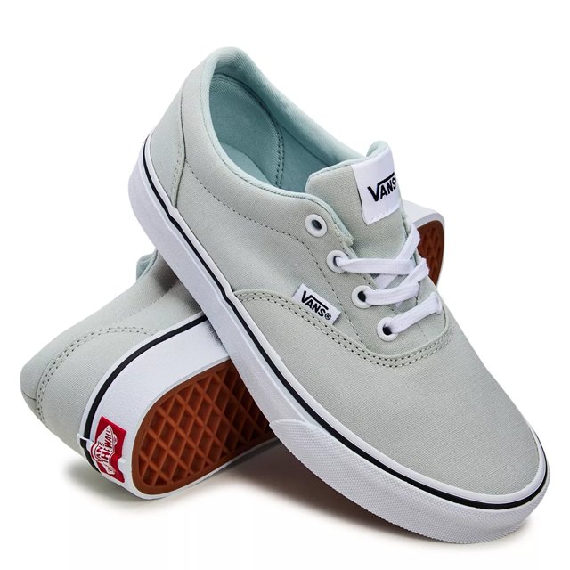 Doheny sneaker shop