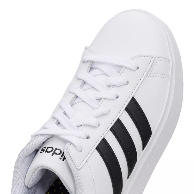 adidas Women's Grand Court Se Tennis Shoe, White, 6 : : Clothing,  Shoes & Accessories