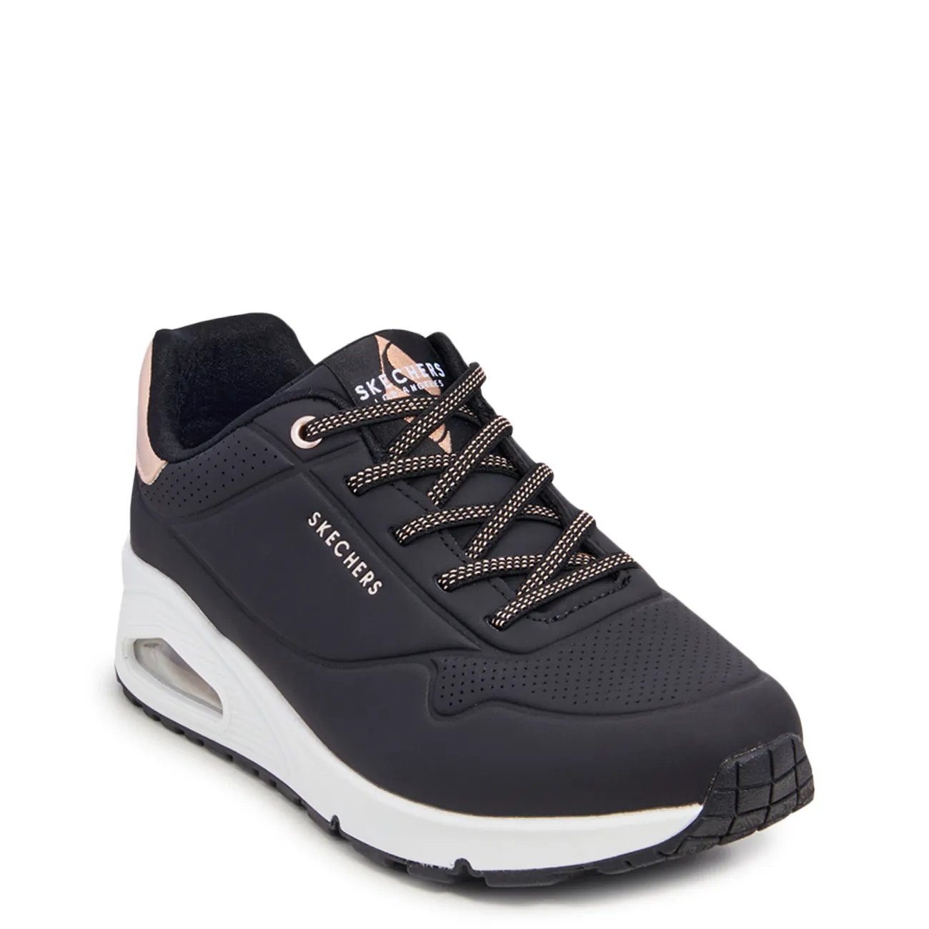 Women's Uno Shimmer Away Wide Sneaker