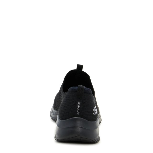 Skechers Women s Ultra Flex 3.0 Wide Classy Charm Sneaker DSW Canada