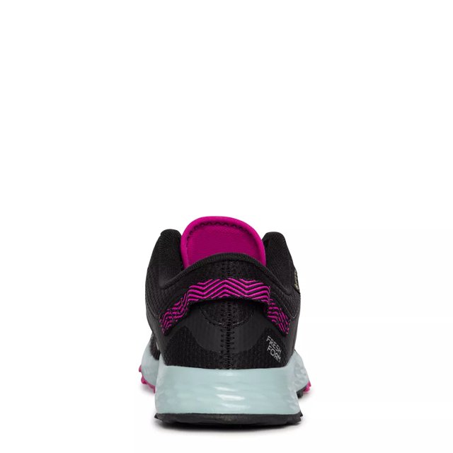 New Balance Women s Fresh Foam Arishi Trail Gortex Running Shoe