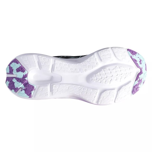 Asics Women s Versablast 3 Running Shoe DSW Canada