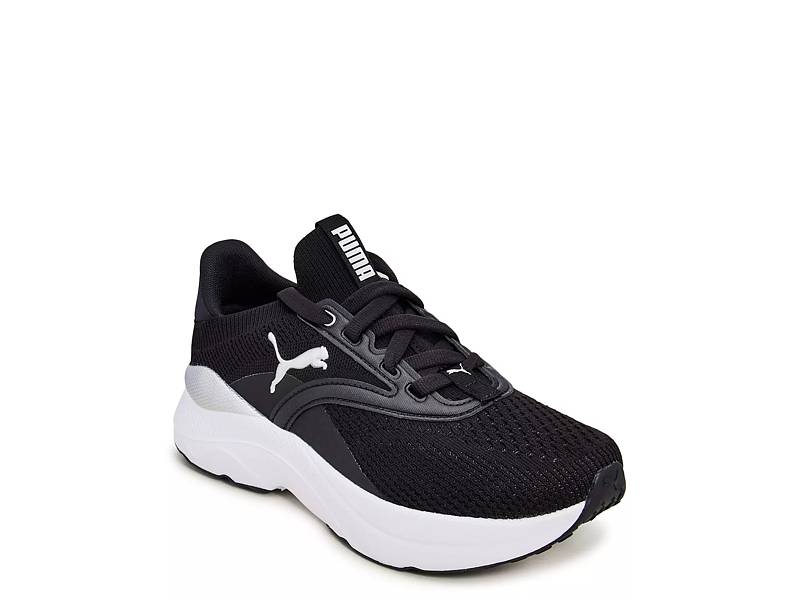 Puma women's 76 runner lace-up fashion sneaker best sale