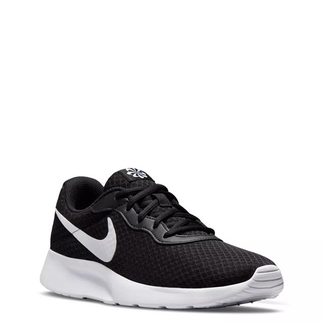 Nike women's tanjun 2025 sneakers white