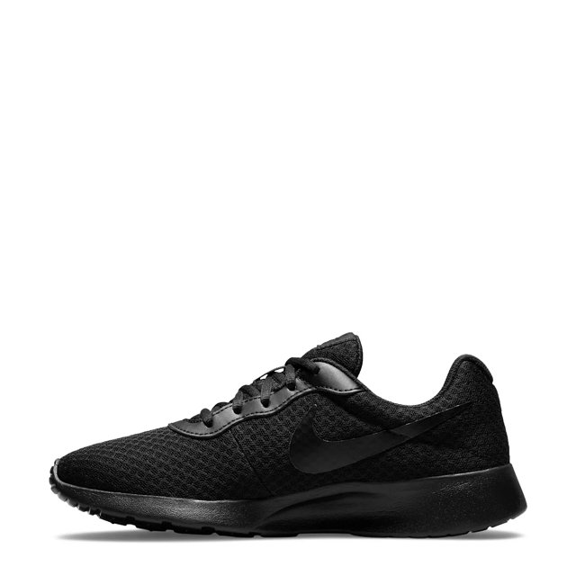 Nike tanjun extra wide on sale