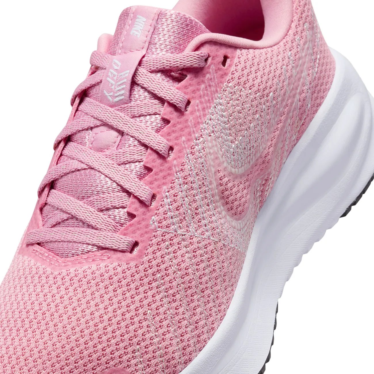 Women's Run Defy Sneaker