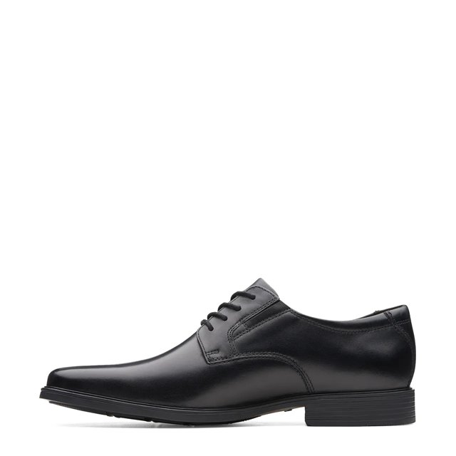 clarks tilden plain toe oxford