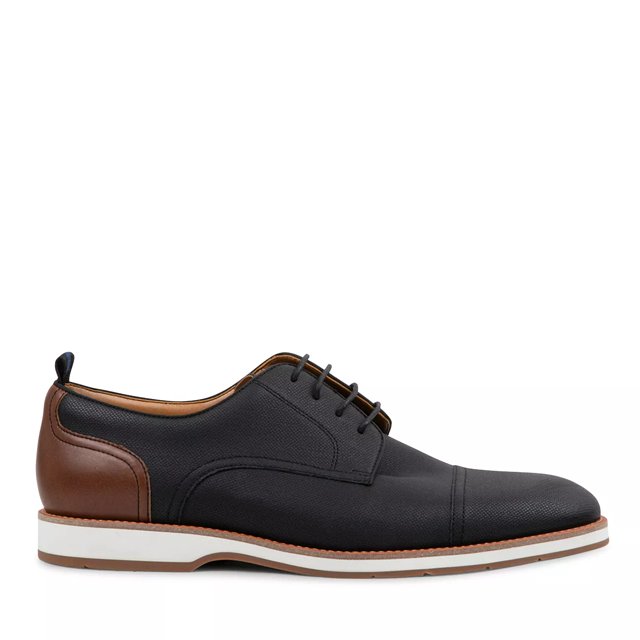 PLOT Black Leather Men's Dress Shoes  Men's Designer Dress Shoes – Steve  Madden Canada