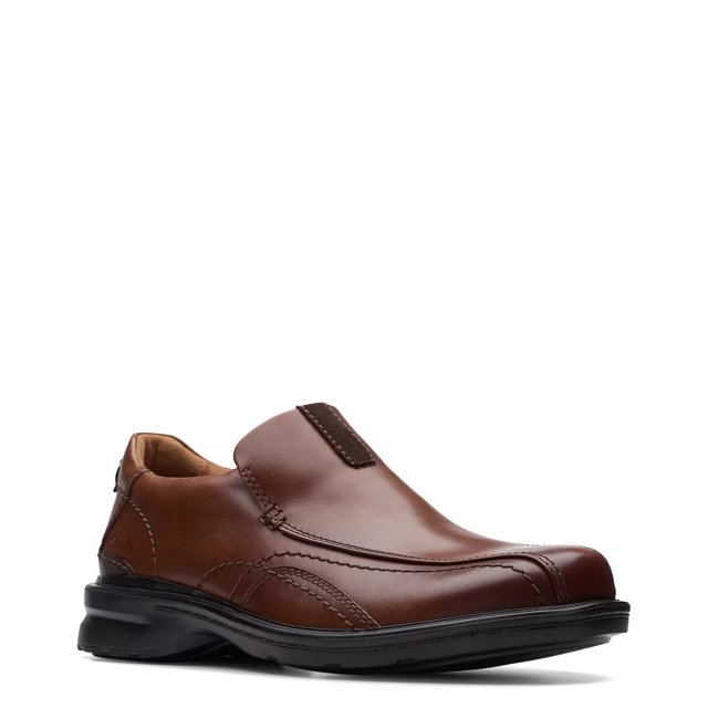 Clarks Men s Gessler Wide Width Loafer The Shoe Company