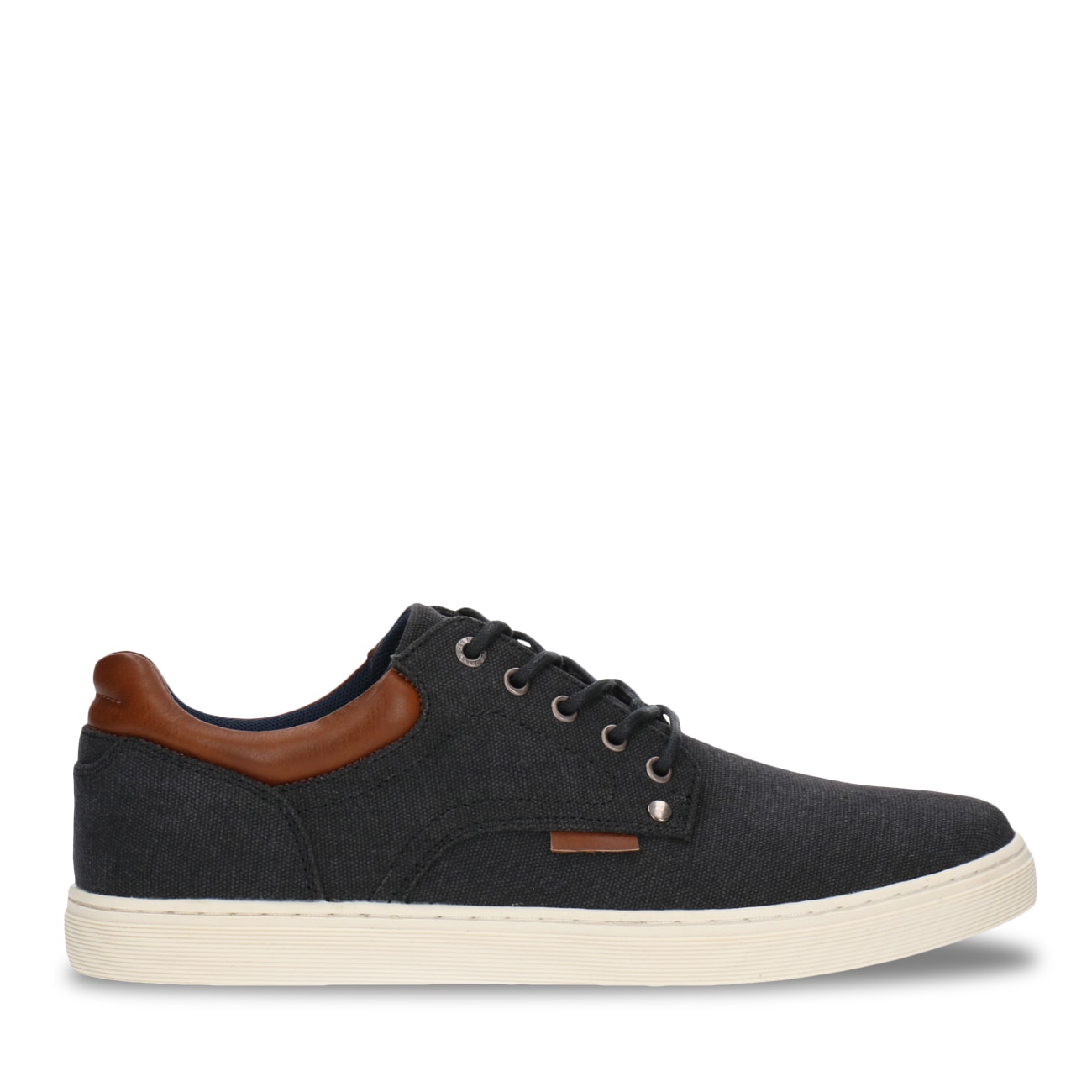 B52 By Bullboxer Men's Lo Casual Sneaker | The Shoe Company