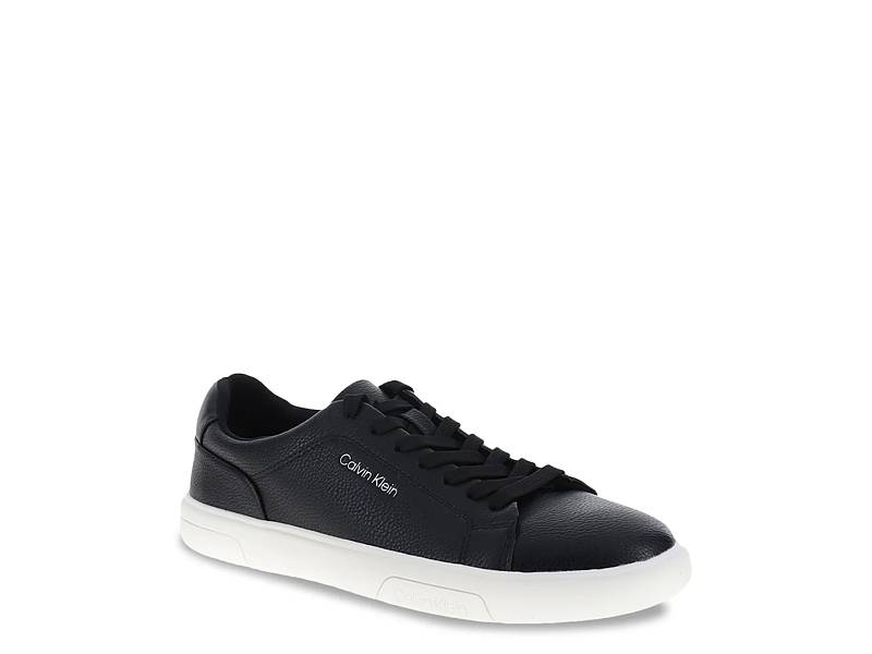 New balance shoe company best sale
