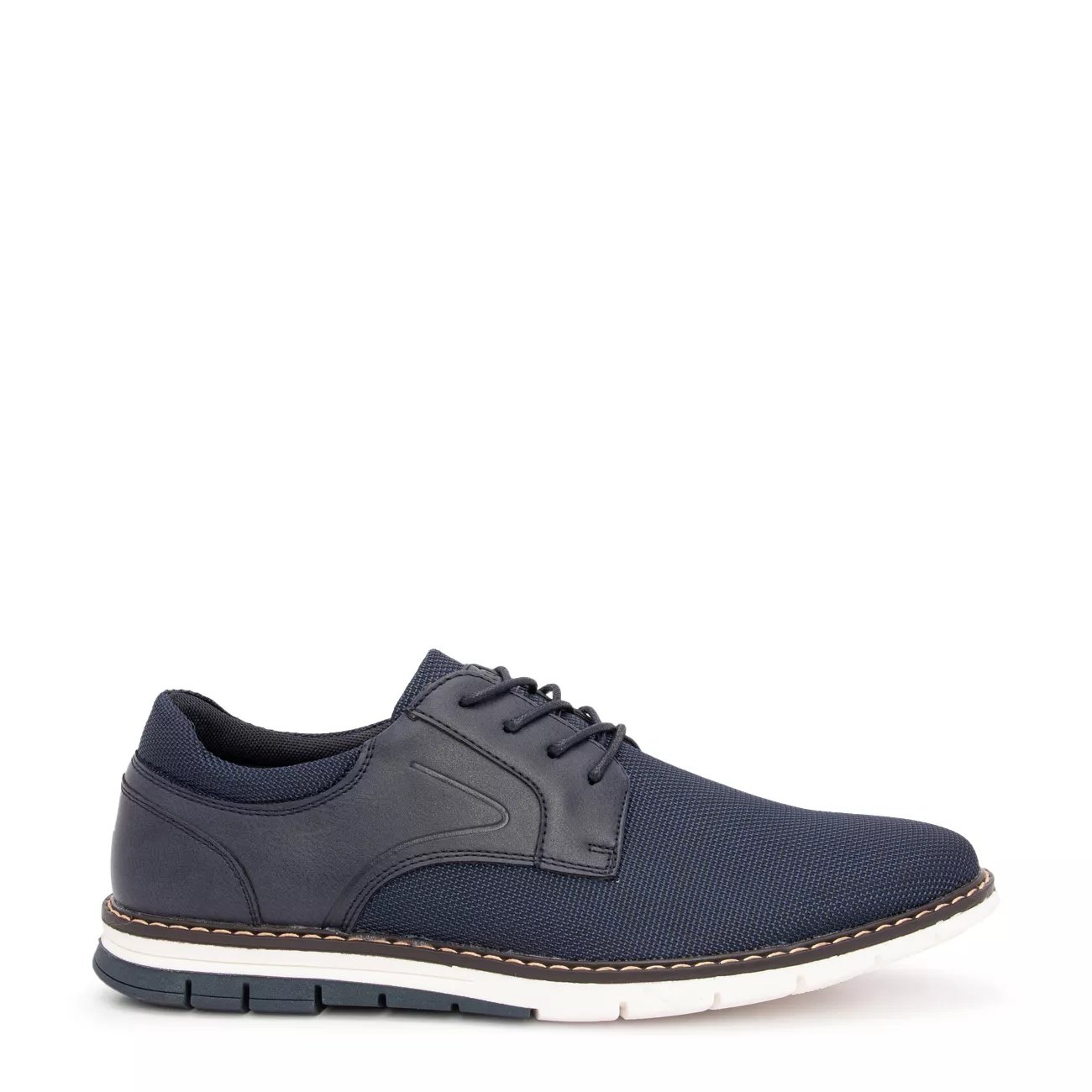 BRAXTON Men's Casual Oxford | The Shoe Company