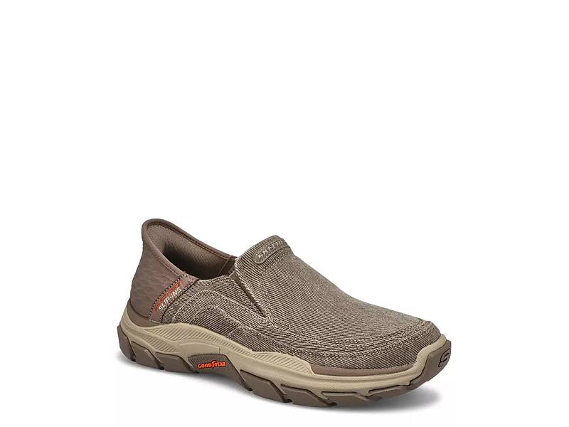 Men s Slip On Sneakers Athletic Shoes Shop Online Save The Shoe Company