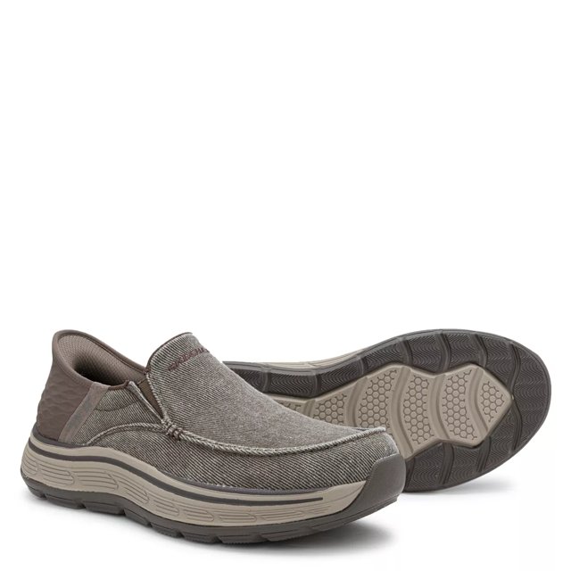 Skechers Men s Hands Free Slip ins Remaxed Slip On