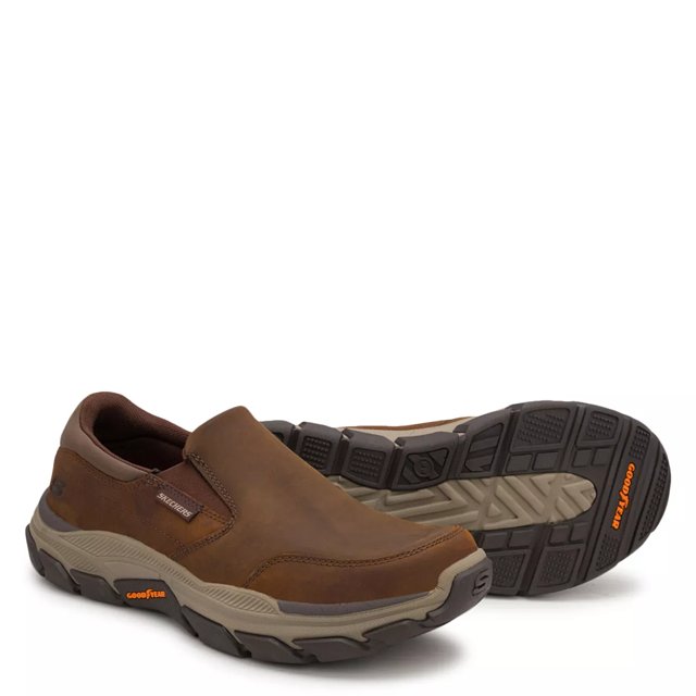 Skechers Men s Respected Calum Extra Wide Width Slip On DSW Canada
