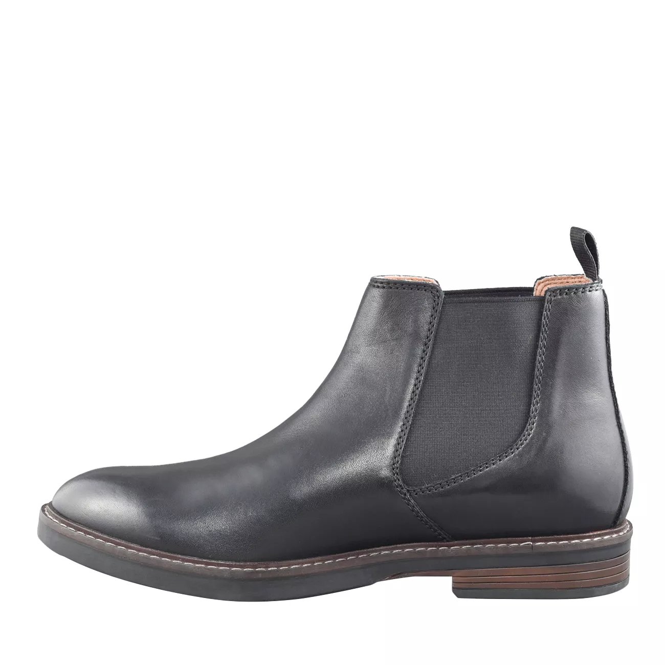 clarks chelsea boots canada