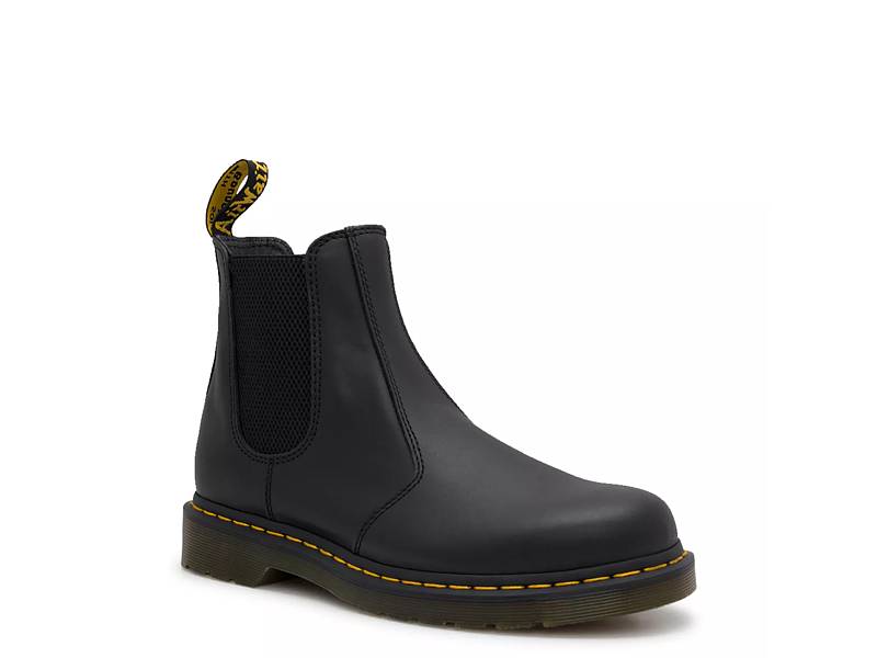 Dr martens canada the bay best sale