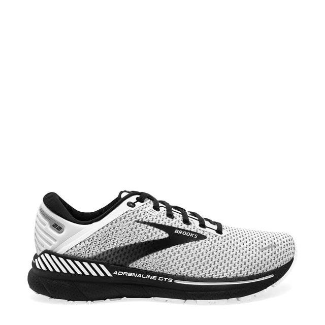 Brooks deals wide width