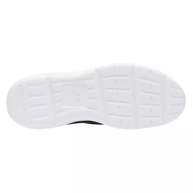 nike ad comfort shoes