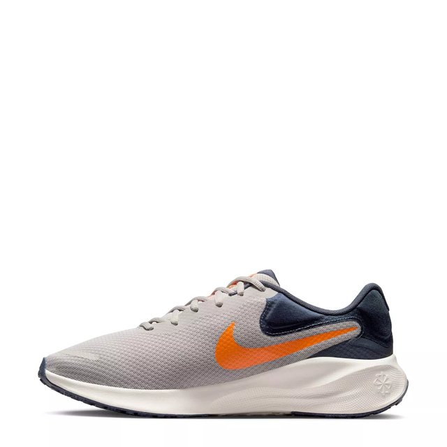 Nike revolution 4 orange hot sale