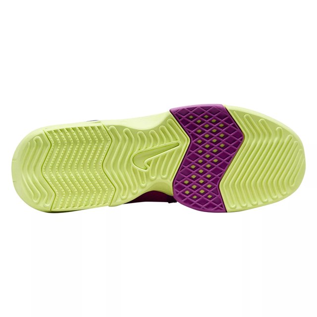 Nike Men s LeBron Witness 8 Basketball Shoe The Shoe Company