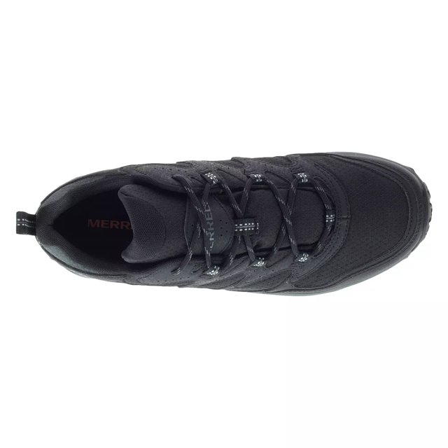 Shoe stores clearance at the rim