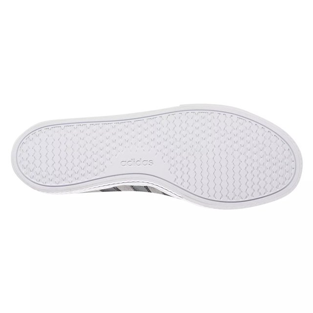 Adidas daily qt sneaker sale