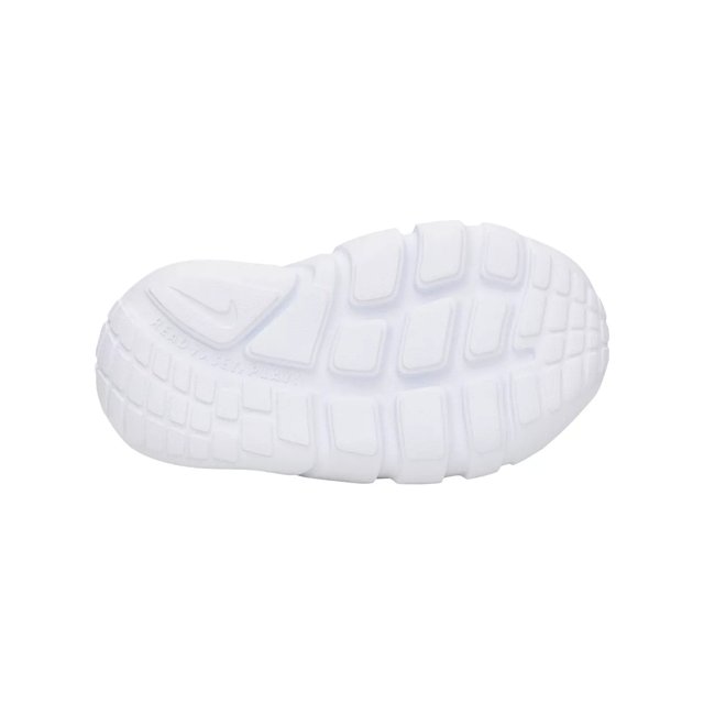 Boys all outlet white nikes