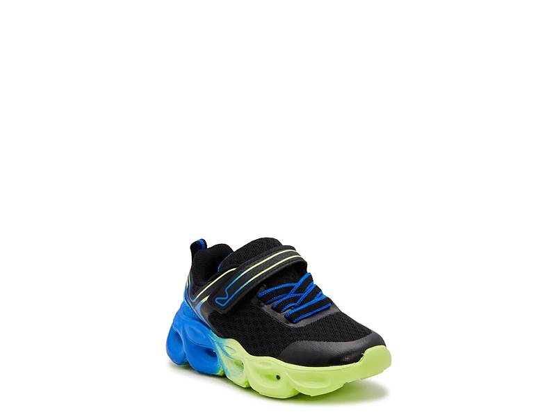 Boys running shoes canada on sale